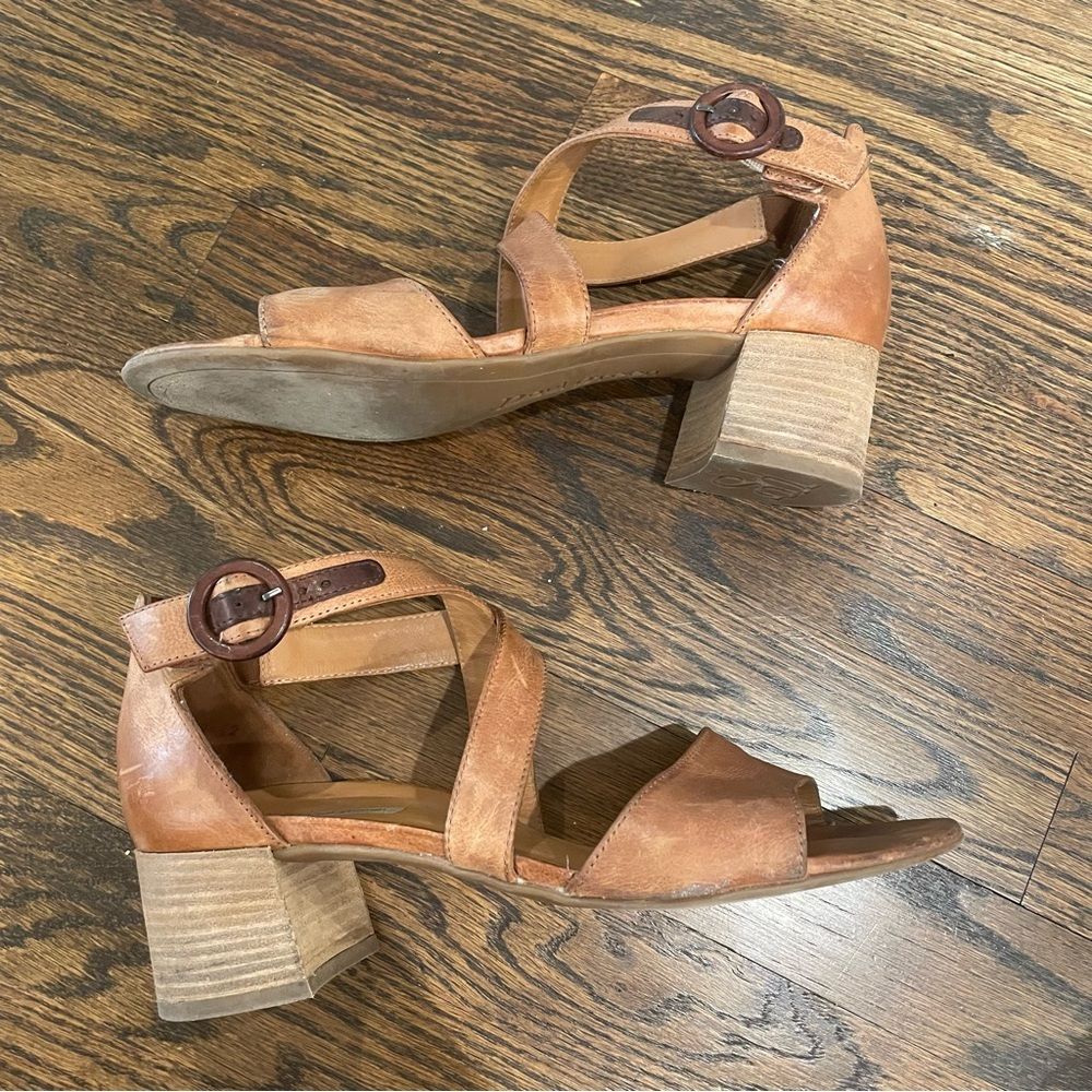 PAUL GREEN Brown Leather Buckle Stacked Block Heel Sandals - Picture 2 of 9